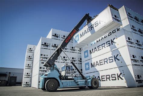 maersk acquire lf logistics
